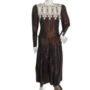 JESSICA MCCLINTOCK Prom Dress, S, Brown, Lace Neck, Hip Bow, Stress flaws,